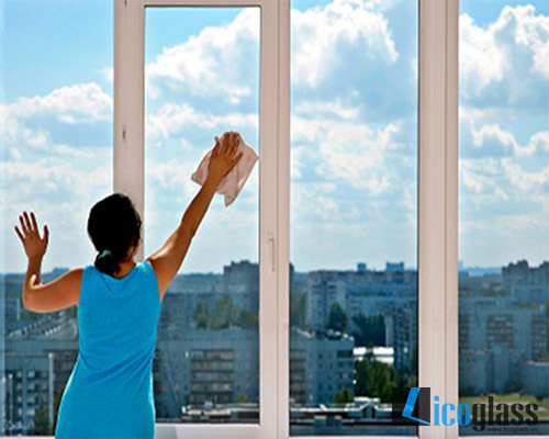 Vệ sinh cửa kính cường lực sáng bóng, bền đẹp đón Tết ve-sinh-cua-kinh-cuo...