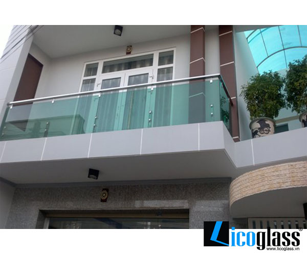 Mẫu lan can kính cường lực đẹp mau-lan-can-kinh-cuo...