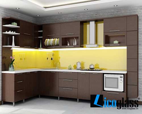 Kính ốp bếp màu vàng 01 kinh-op-bep-mau-vang...