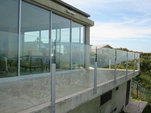 Xây nhà bằng kính cường lực mang đến vẻ đẹp hiện đại cho ngôi nhà image003